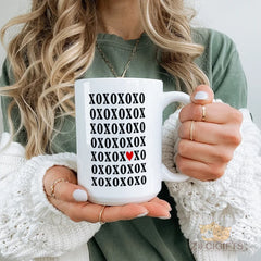 XOXO Mug with Red Heart - Cute Kisses & Hugs Design White Ceramic Coffee Cup, Perfect Thoughtful Gift for Valentine's Day, Anniversary, Birthday, Christmas, Mother's Day, Thank You Gift for Girlfriend, Boyfriend, Wife, Husband, Friends, Mom, Her, Him